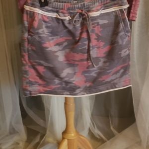 MONORENO - CAMO SKIRT - PINK